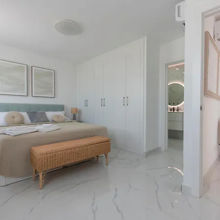 Penthouse Amarilla Golf - 7 Pools- *
